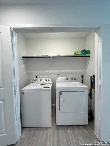 8523 Grosbeak Cove, San Antonio, TX 78245