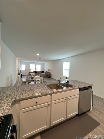 8523 Grosbeak Cove, San Antonio, TX 78245