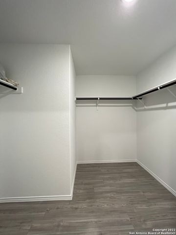 8523 Grosbeak Cove, San Antonio, TX 78245