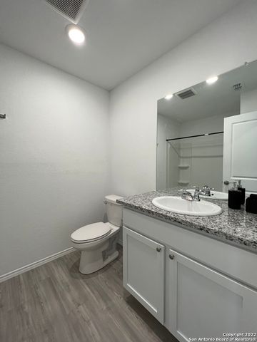 8523 Grosbeak Cove, San Antonio, TX 78245