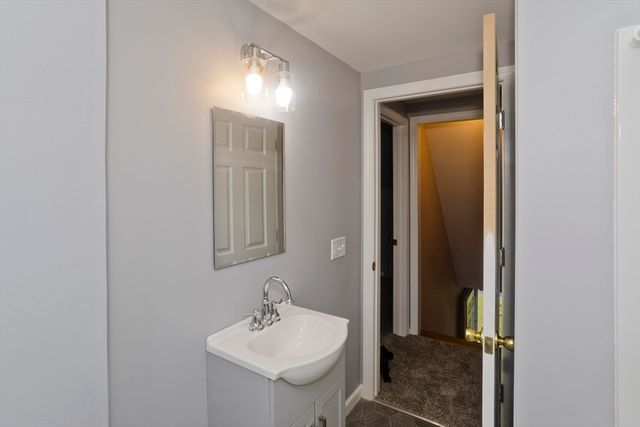 164 Barbara St, Westfield, MA 01085