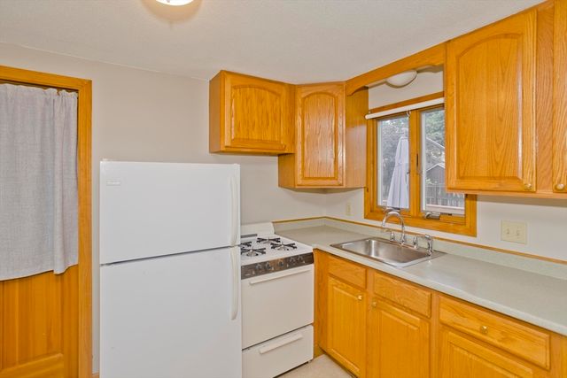 164 Barbara St, Westfield, MA 01085