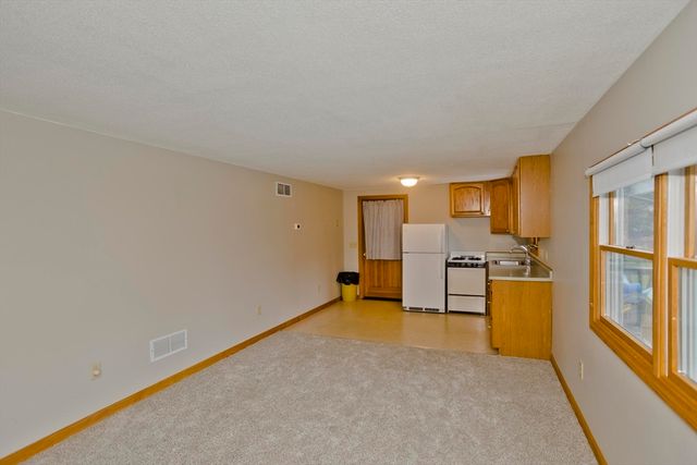 164 Barbara St, Westfield, MA 01085