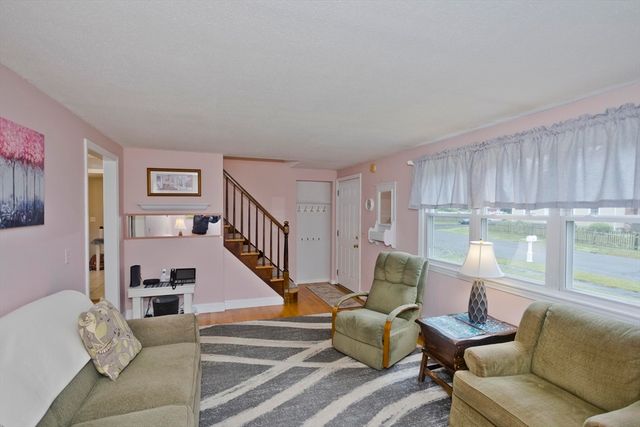164 Barbara St, Westfield, MA 01085