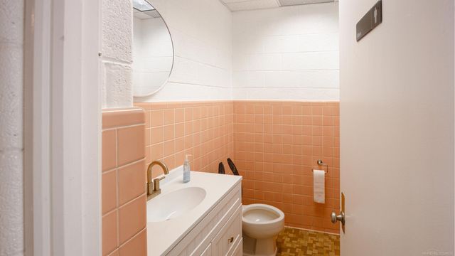 22021 MEMPHIS Avenue, Warren, MI 48091