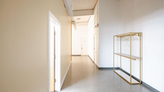 22021 MEMPHIS Avenue, Warren, MI 48091