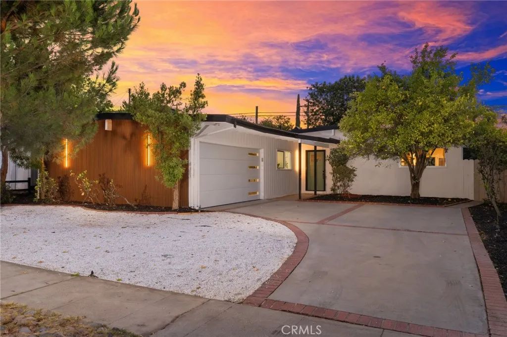 5611 Babbitt, Encino, CA 91316