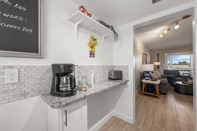 4500 37TH STREET S 20, St Petersburg, FL 33711