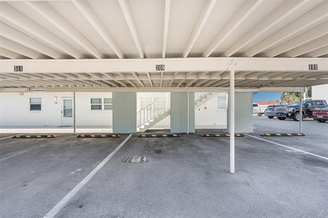 4500 37TH STREET S 20, St Petersburg, FL 33711