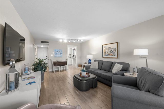 4500 37TH STREET S 20, St Petersburg, FL 33711