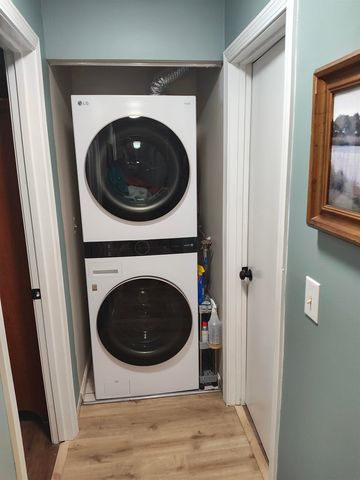 130 Endicott St N Unit 103, Laconia, NH 03246