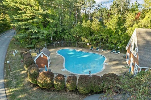130 Endicott St N Unit 103, Laconia, NH 03246
