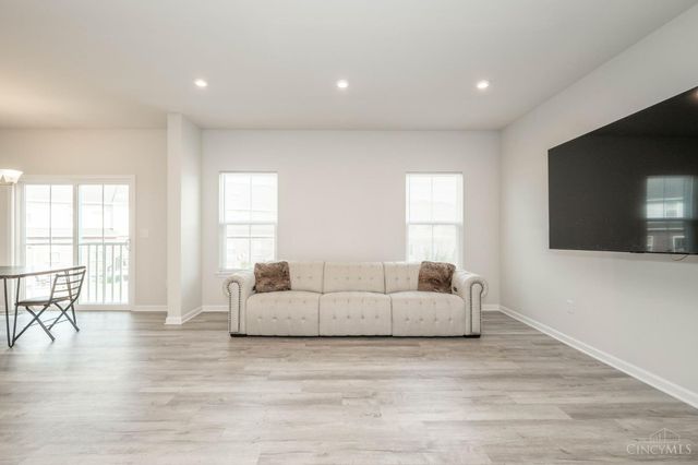 7120 Shady Brook Bend, Liberty Twp, OH 45044