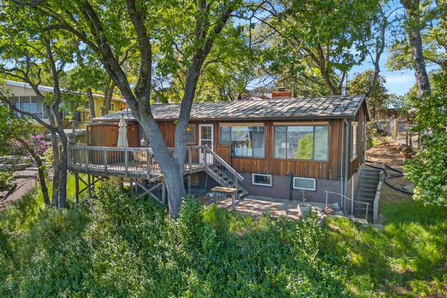 305 Riverview Dr, Auburn, CA 95603