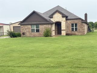 124 Brady Coleman Lane, Springtown, TX 76082
