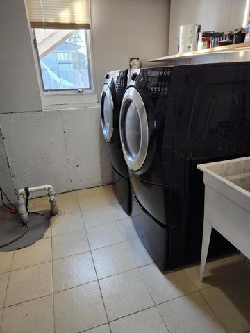 2308 Flint Court, Dyer, IN 46311