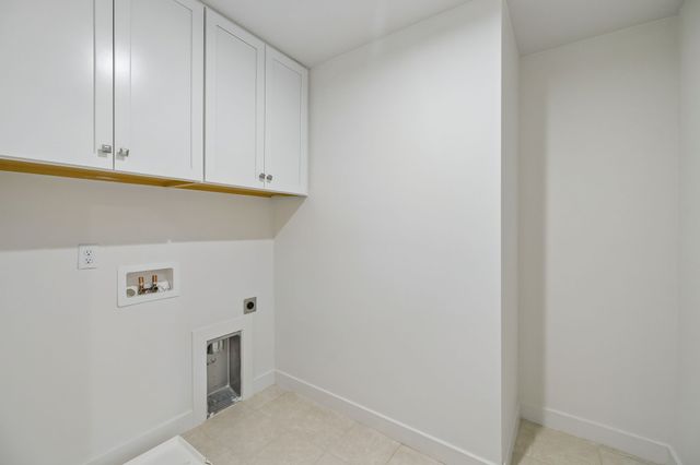 833 Raintree Dr, Smyrna, TN 37167