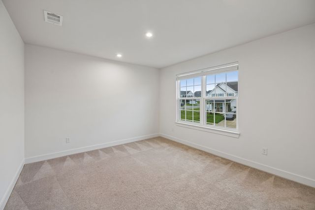 833 Raintree Dr, Smyrna, TN 37167