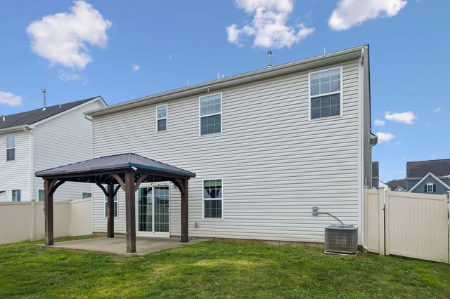 833 Raintree Dr, Smyrna, TN 37167