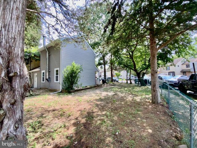 19 NOBLE RD, Sicklerville, NJ 08081