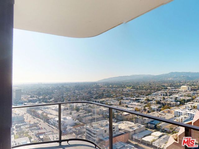 11750 Wilshire Boulevard 2401, Los Angeles, CA 90025