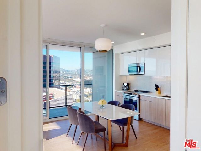11750 Wilshire Boulevard 2401, Los Angeles, CA 90025