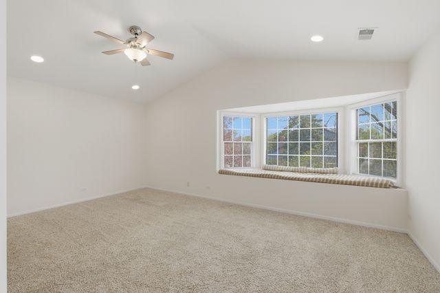 1312 E Evergreen Drive 2, Palatine, IL 60074