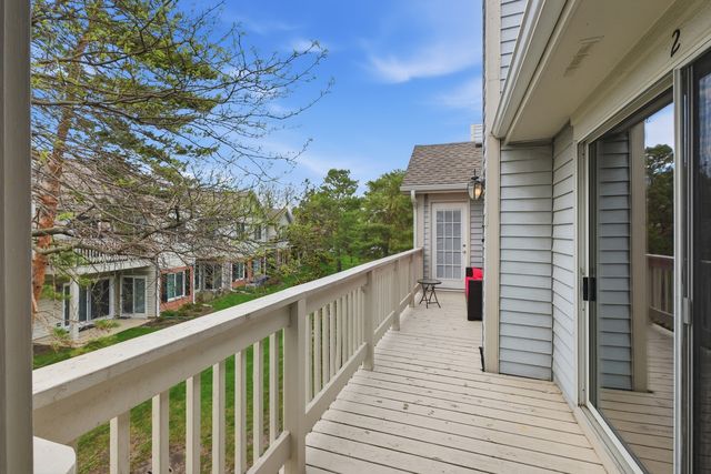 1312 E Evergreen Drive 2, Palatine, IL 60074