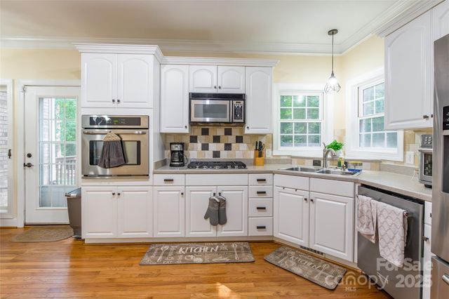 321 Forbes Court, Clover, SC 29710
