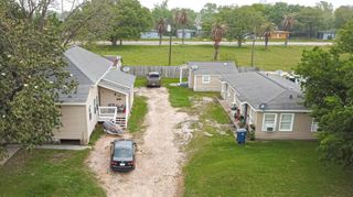 824 2nd Avenue N, Texas City, TX 77590