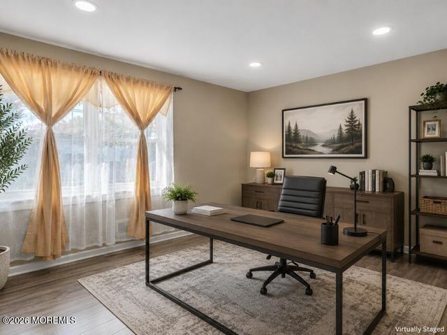 927 Indian Hill Road, Toms River, NJ 08753