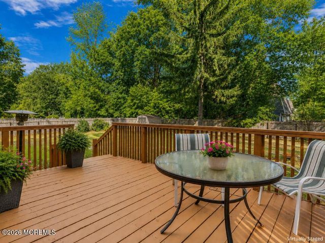 927 Indian Hill Road, Toms River, NJ 08753