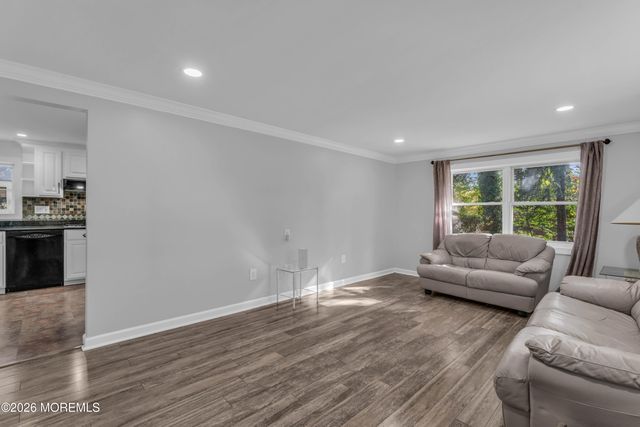 927 Indian Hill Road, Toms River, NJ 08753