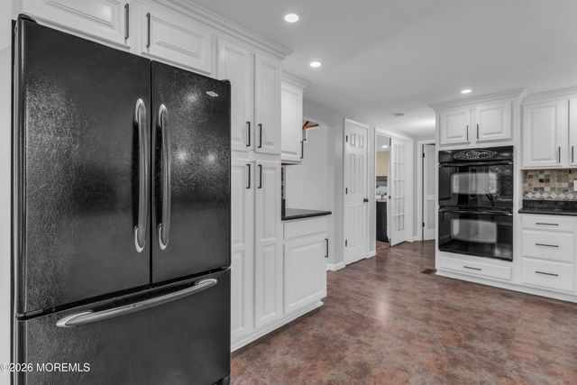927 Indian Hill Road, Toms River, NJ 08753