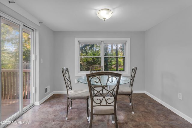 927 Indian Hill Road, Toms River, NJ 08753