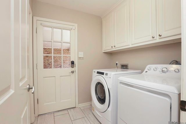 1314 Louray Dr, Baton Rouge, LA 70808