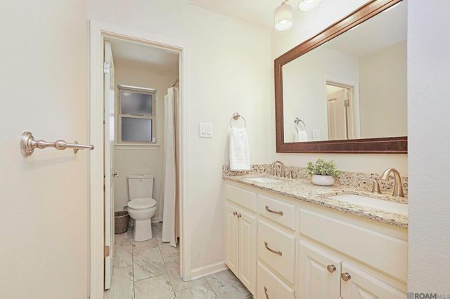 1314 Louray Dr, Baton Rouge, LA 70808