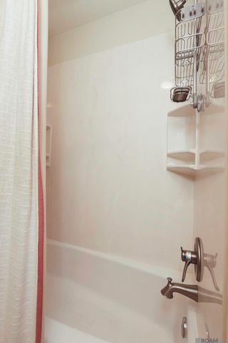 1314 Louray Dr, Baton Rouge, LA 70808