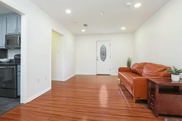 1314 Louray Dr, Baton Rouge, LA 70808