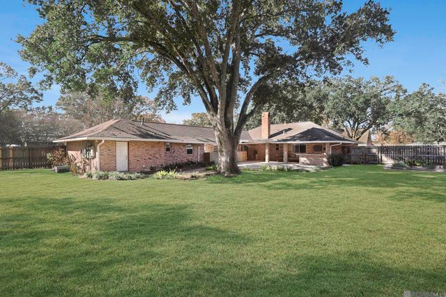 1314 Louray Dr, Baton Rouge, LA 70808