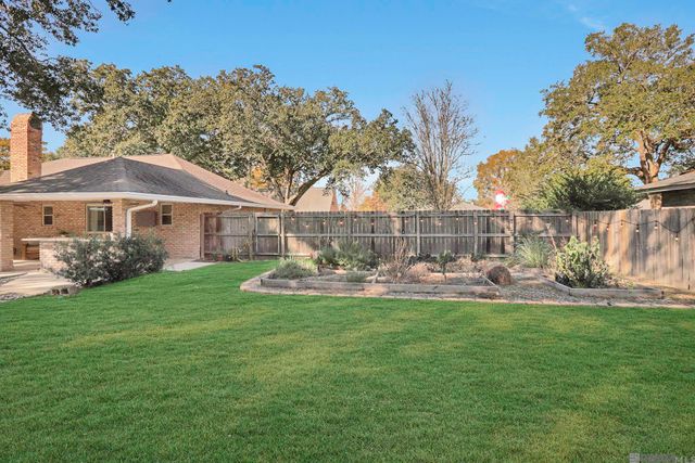 1314 Louray Dr, Baton Rouge, LA 70808