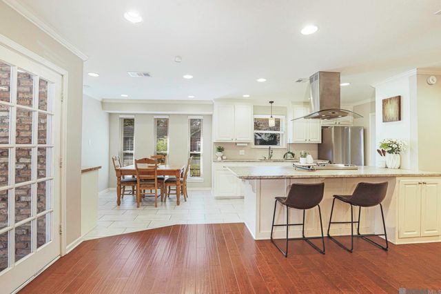 1314 Louray Dr, Baton Rouge, LA 70808