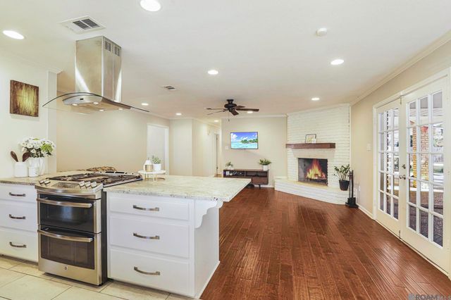 1314 Louray Dr, Baton Rouge, LA 70808