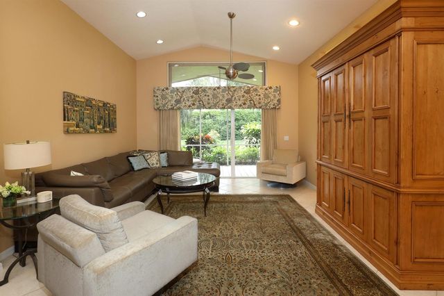 9689 Positano Way, Lake Worth, FL 33467