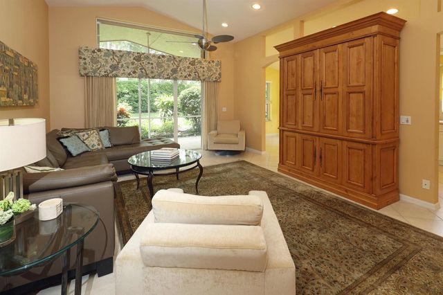 9689 Positano Way, Lake Worth, FL 33467