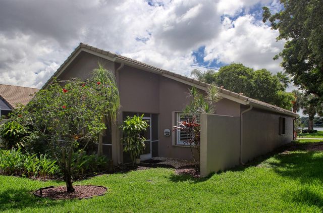 9689 Positano Way, Lake Worth, FL 33467