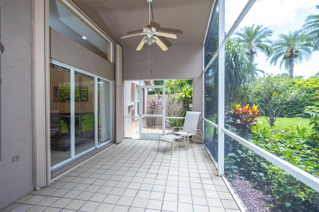 9689 Positano Way, Lake Worth, FL 33467