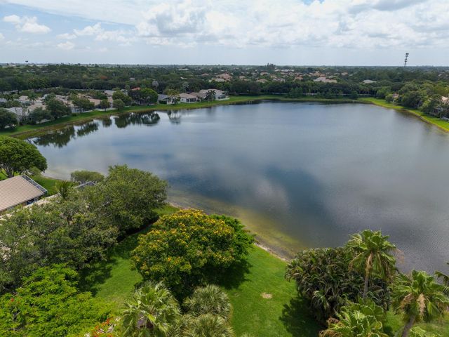 9689 Positano Way, Lake Worth, FL 33467