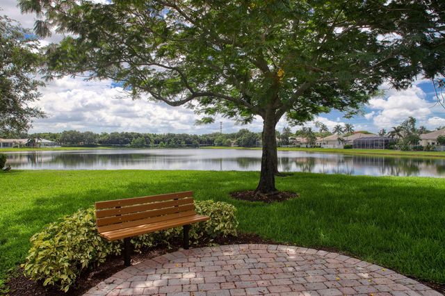 9689 Positano Way, Lake Worth, FL 33467
