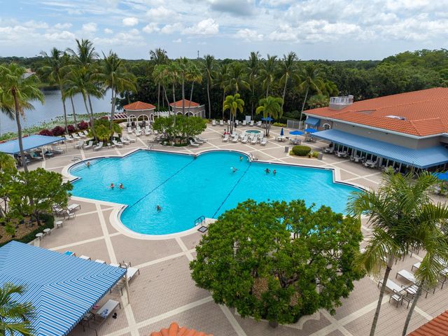 9689 Positano Way, Lake Worth, FL 33467